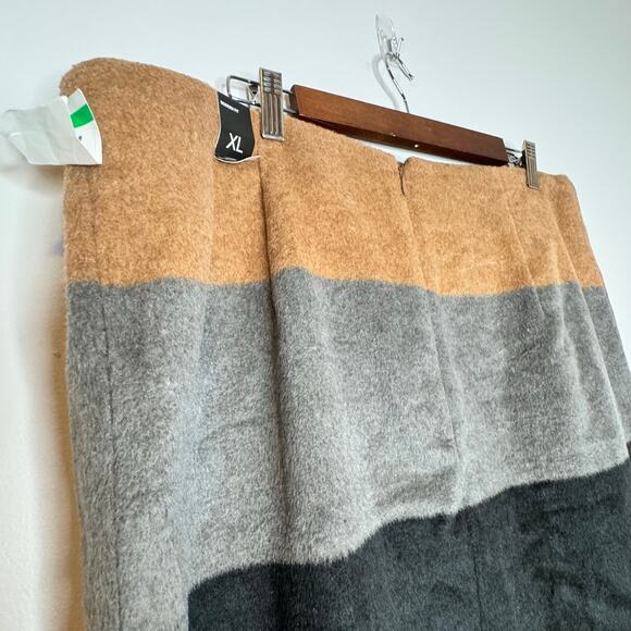 Amanda + Chelsea Colorblock Mini Skirt Tan Gray Charcoal Women Size XL NWT - Picture 5 of 8